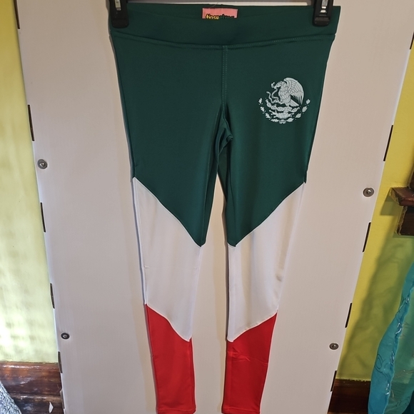 NWOT Women's Tipsy Elves Size XS Mexico Leggings Red Green White - Picture 1 of 7